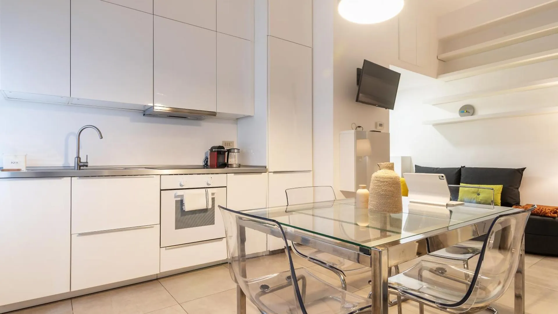 Zuara Flexyrent Apartment Милан 0*,